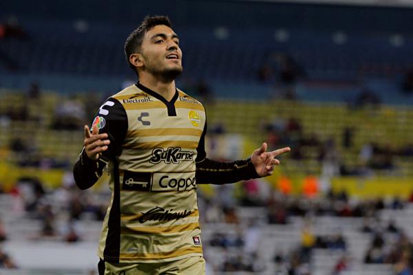 40 yoshli sochli ayollar bilan porno Olovda yalangoch jojalar